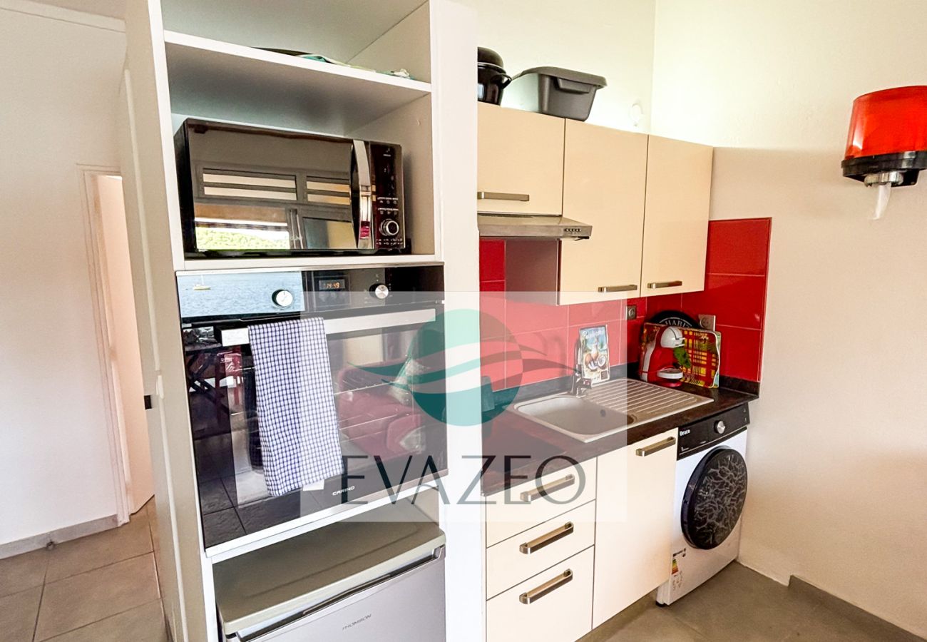 Studio in Les Trois-Ilets - Appartement Le Karacoli - Trois Ilets - HM109