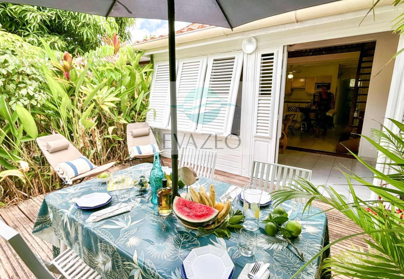 Villa in Sainte-Anne - Villa à Sainte Anne Ref M019 - 2 ch plage à 400m