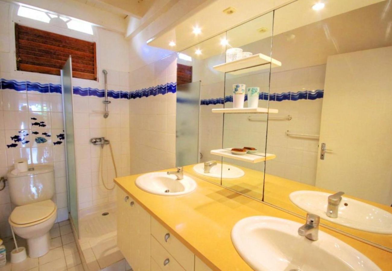 Villa in Sainte-Anne - Villa à Sainte Anne Ref M019 - 2 ch plage à 400m