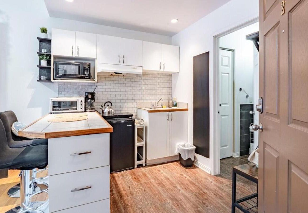 Apartment in Montreal - HCAN001 - Studio COZY