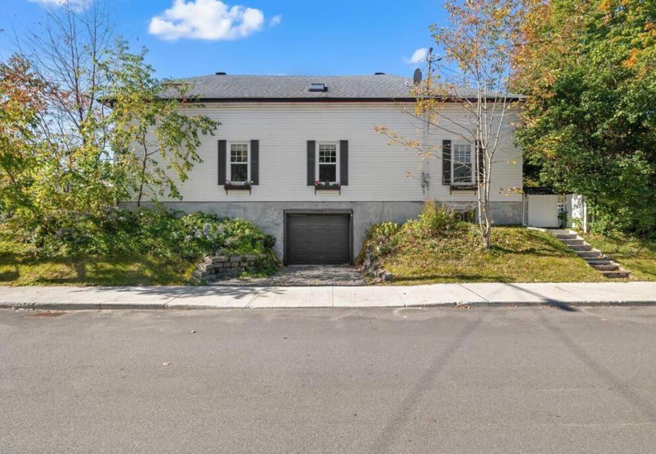House in Quebec - CAN002 - Ruralité au Coeur de la Ville