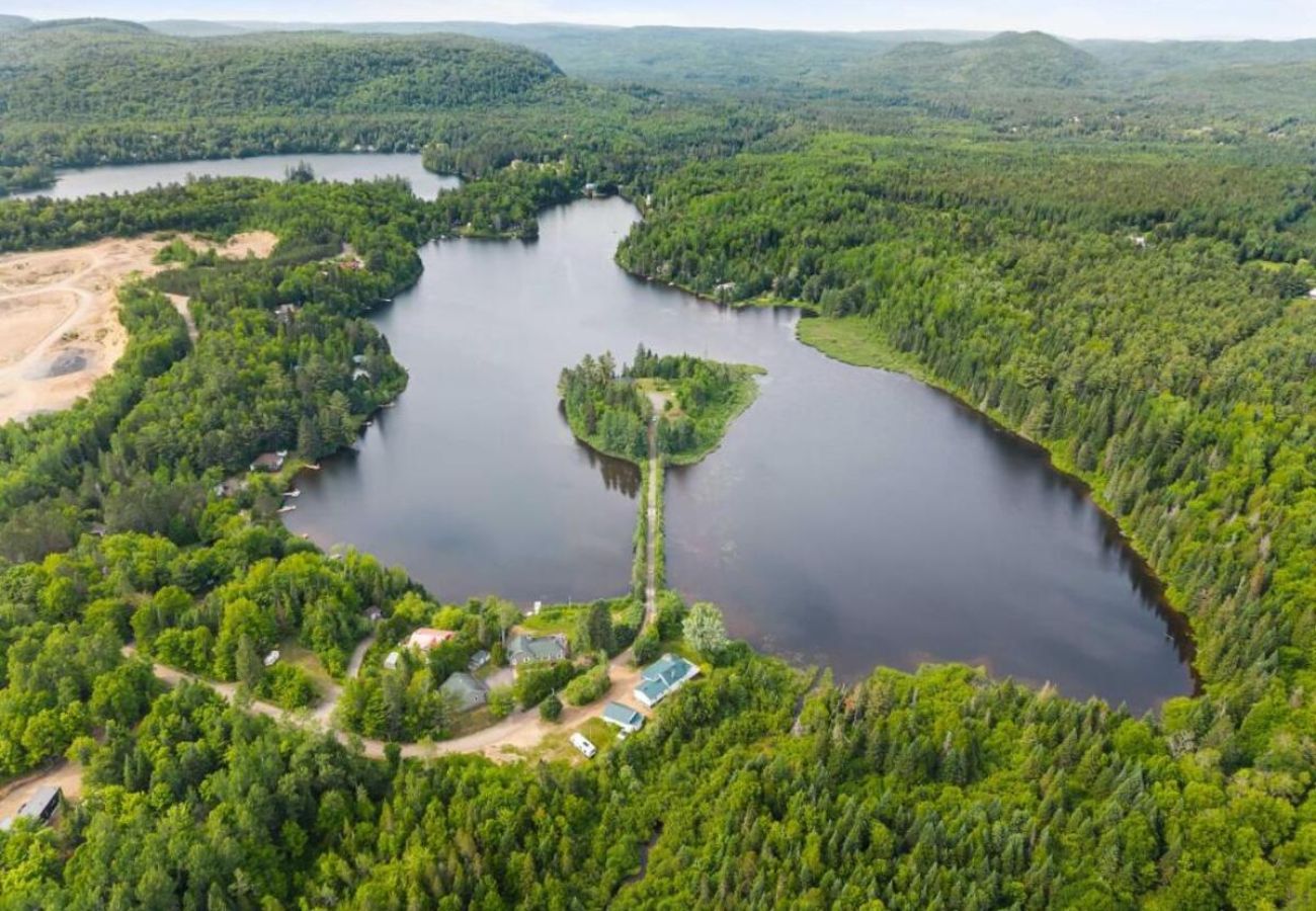 Chalet in Quebec - CAN004 - Islet Chouette