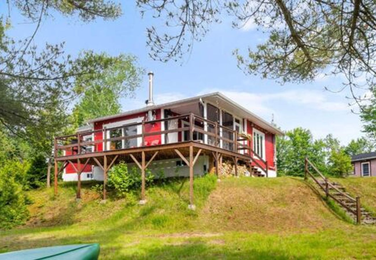 Chalet in Quebec - CAN004 - Islet Chouette