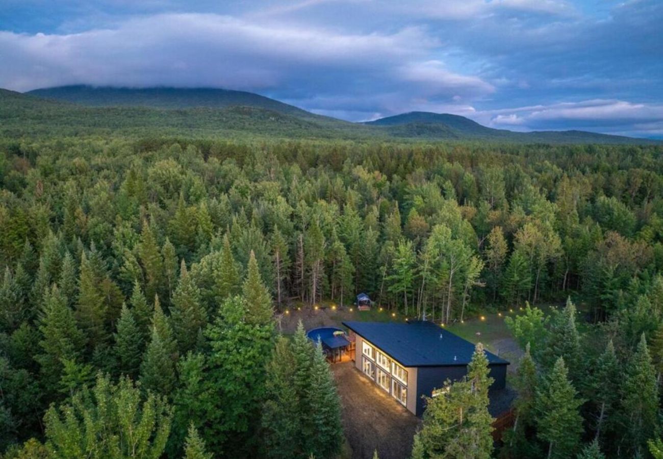 Chalet in Charlevoix-Est - CAN005 - L'étoile Brillante