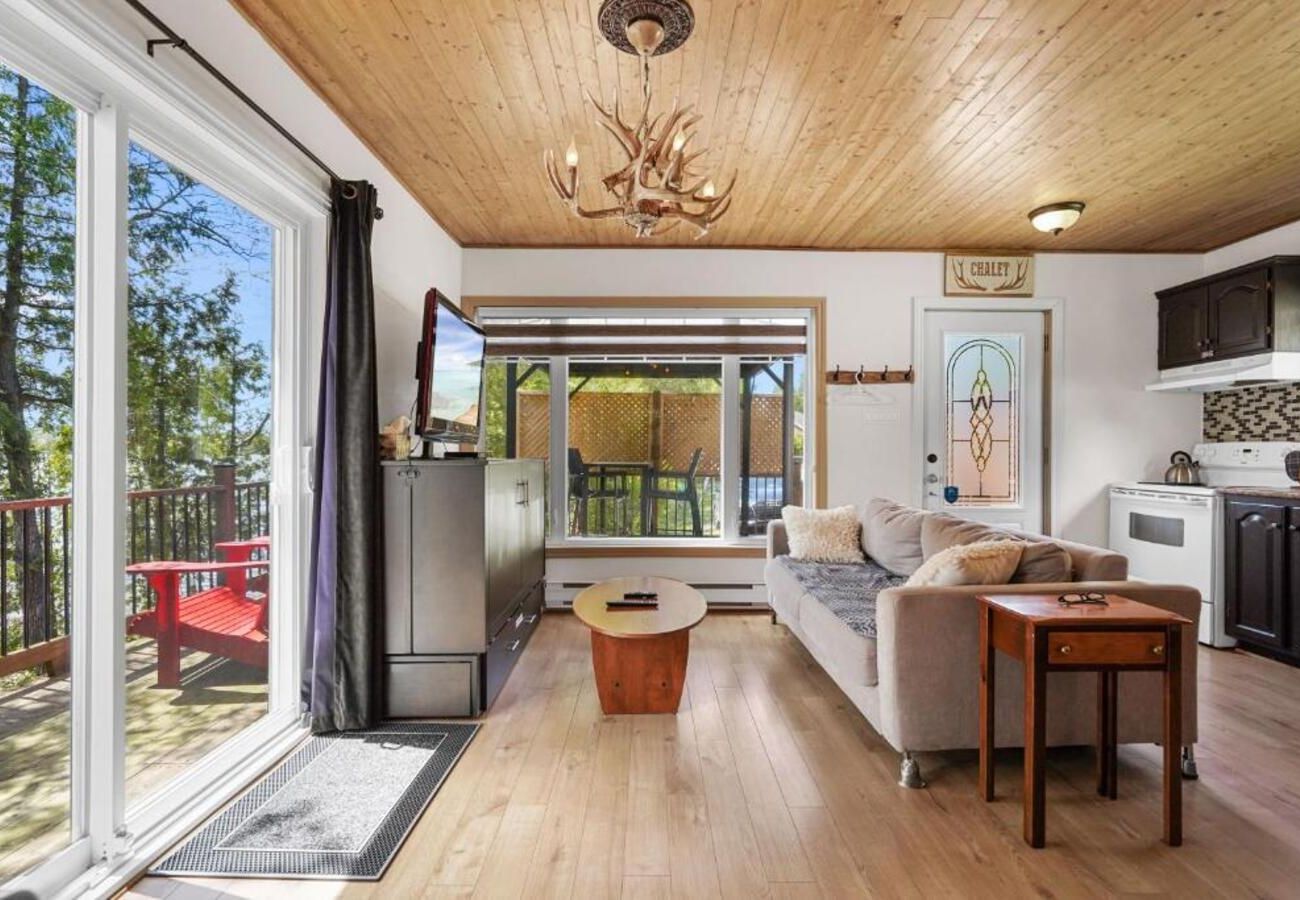 House in Sherbrooke - CAN006 - Havre du Huit