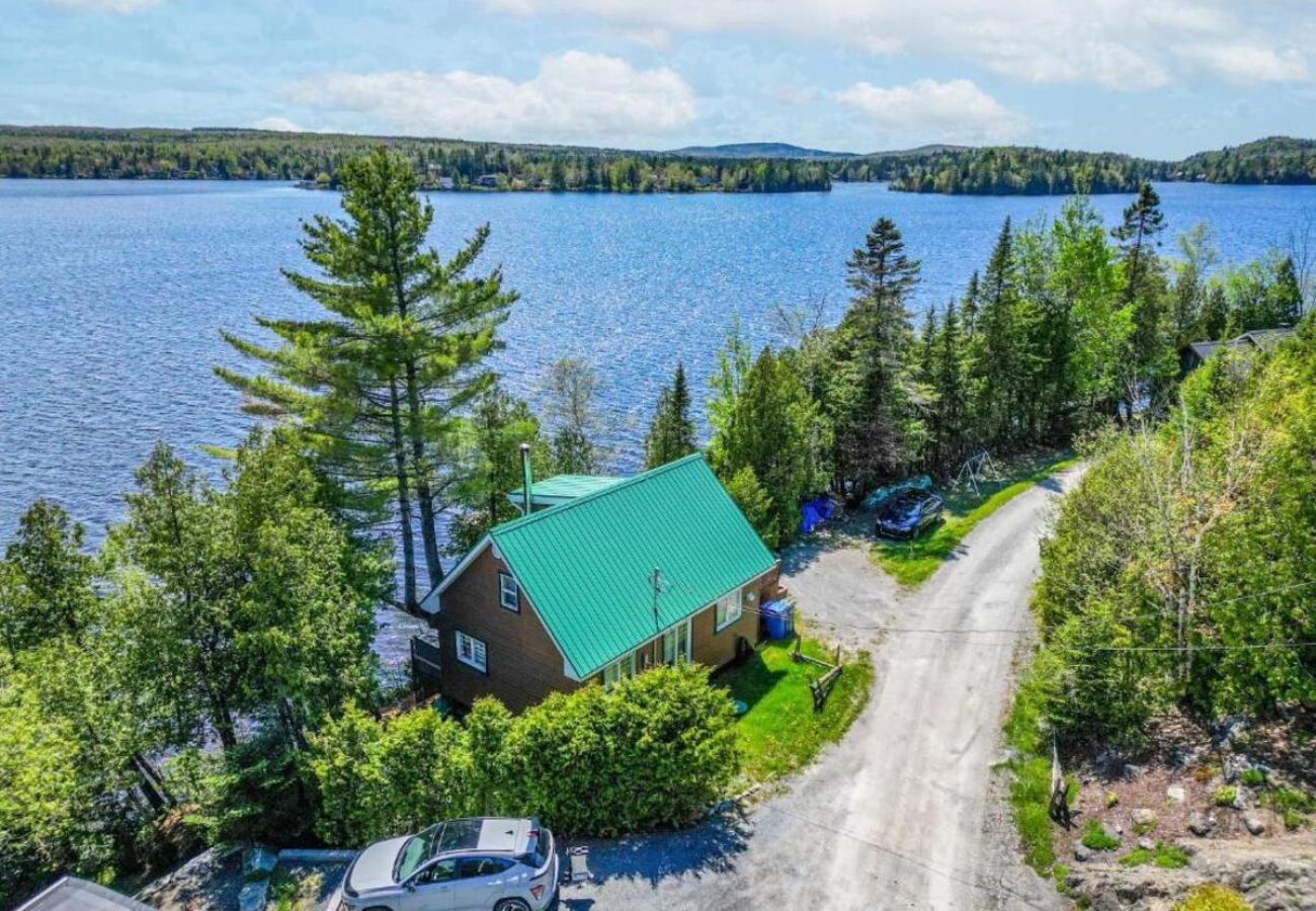 House in Sherbrooke - CAN006 - Havre du Huit