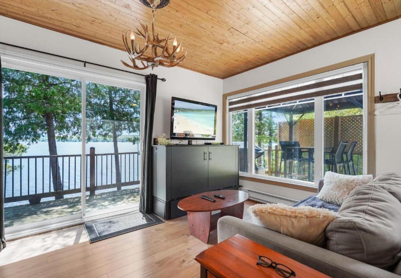 House in Sherbrooke - CAN006 - Havre du Huit