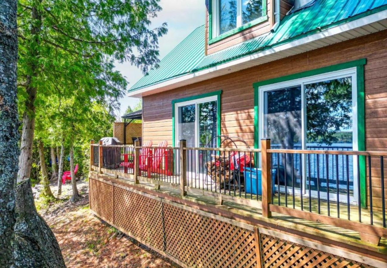 House in Sherbrooke - CAN006 - Havre du Huit