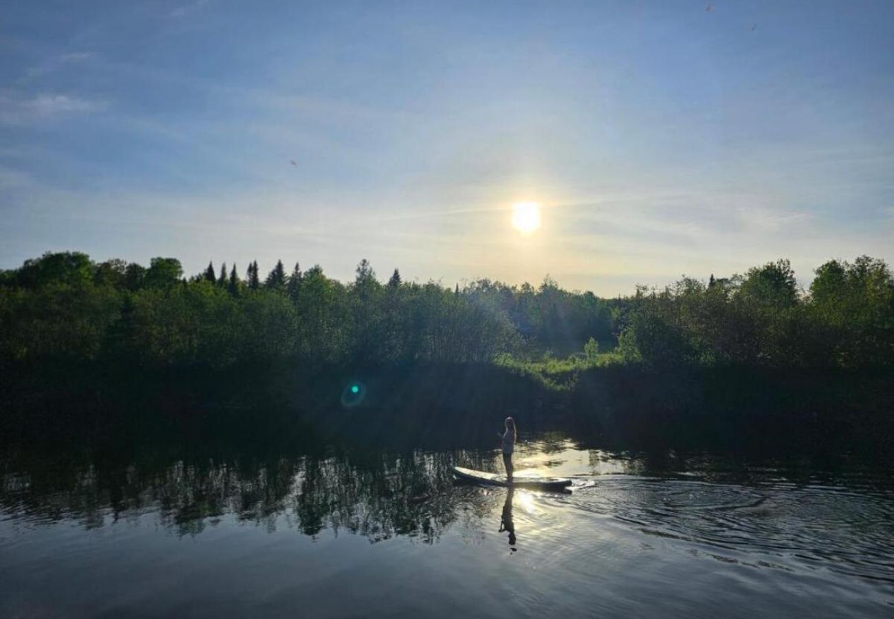 Chalet in Montreal - CAN007 - Chalet Escapade