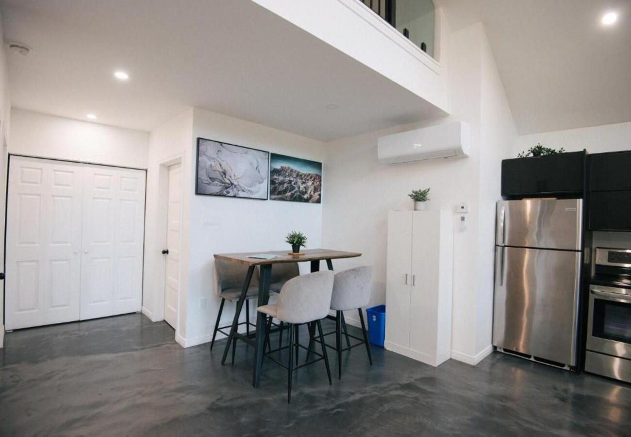 Chalet in Montreal - CAN007 - Chalet Escapade