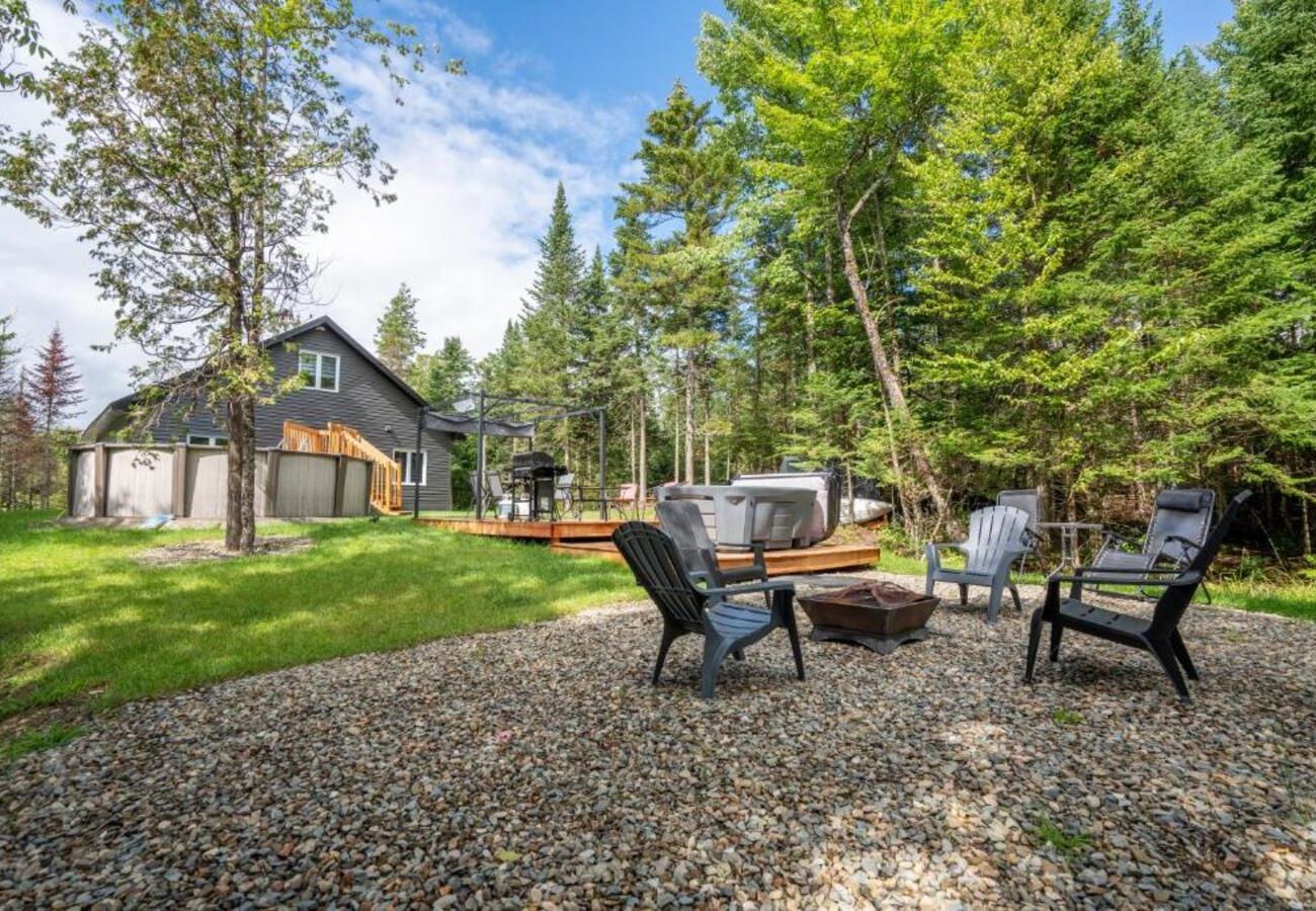 Chalet in Montreal - CAN007 - Chalet Escapade