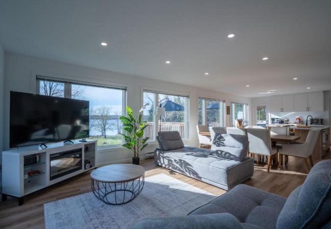 Chalet in Montreal - CAN008 - Chalet des Oiseaux Bleus