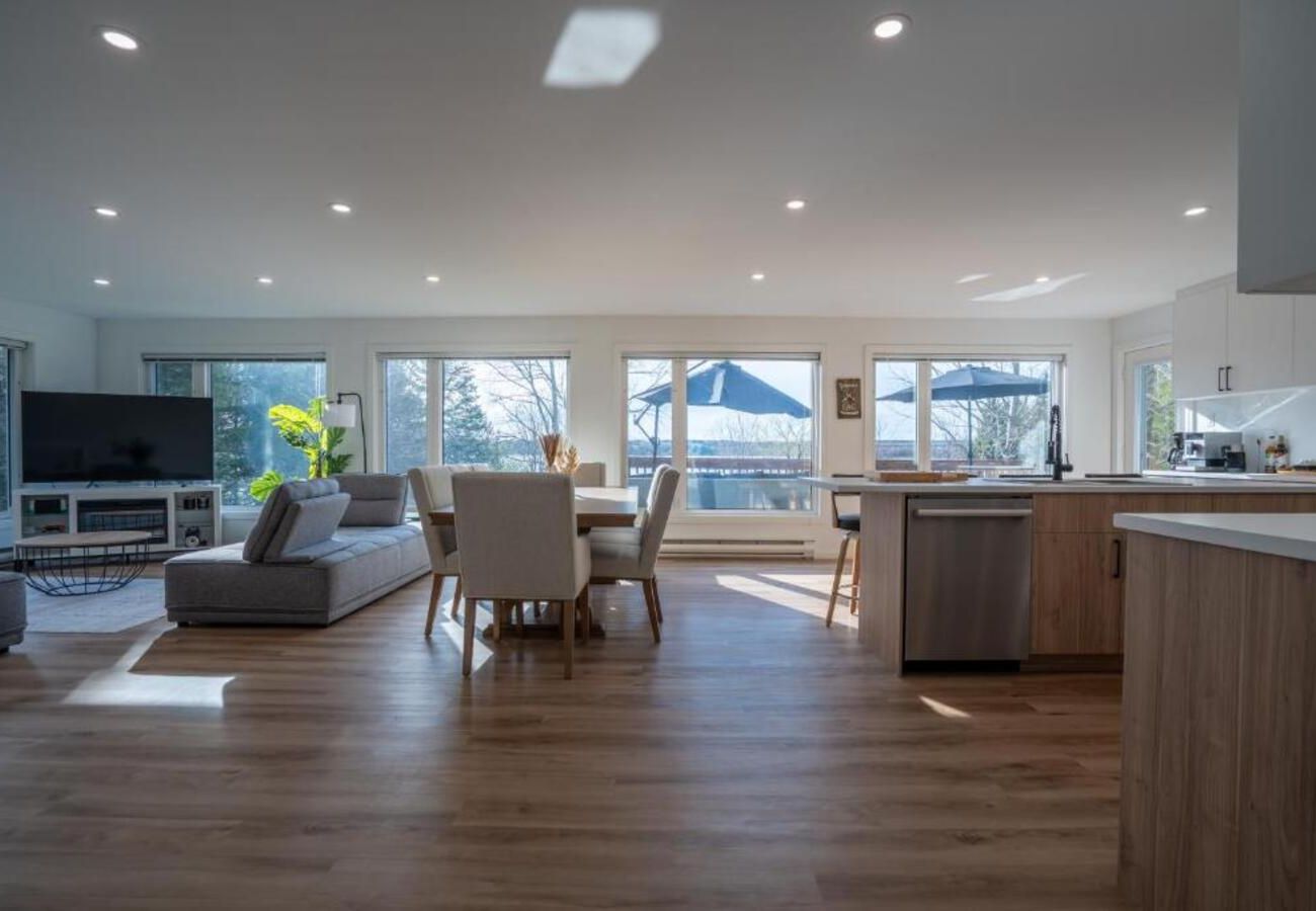 Chalet in Montreal - CAN008 - Chalet des Oiseaux Bleus