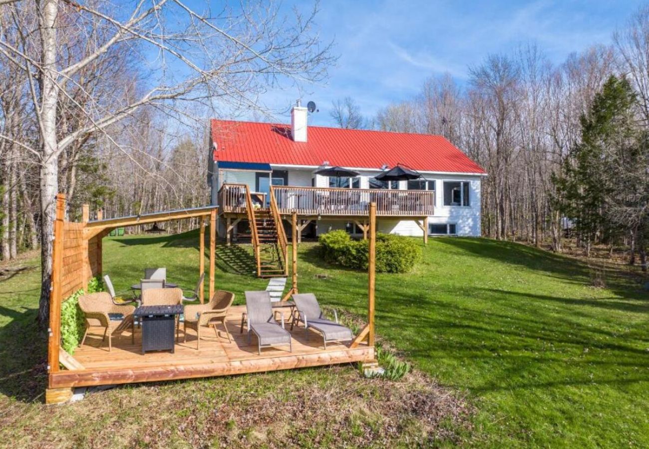 Chalet in Montreal - CAN008 - Chalet des Oiseaux Bleus