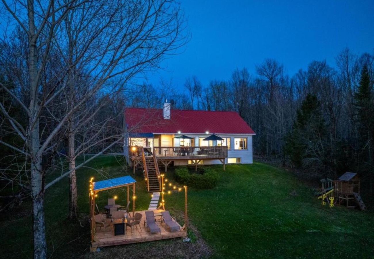 Chalet in Montreal - CAN008 - Chalet des Oiseaux Bleus