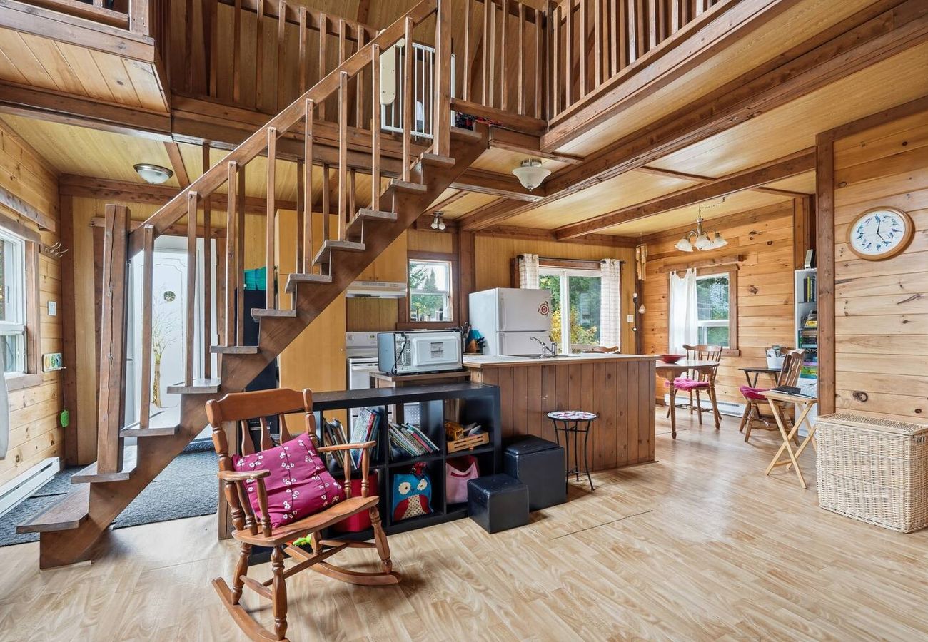 Chalet in Charlevoix-Est - CAN012 - Le P'tit Chal'eureux