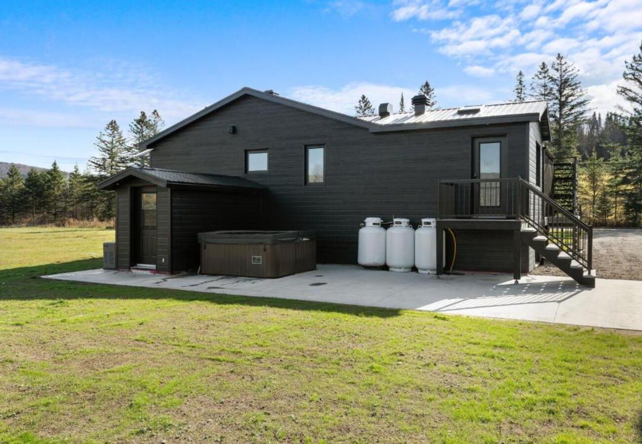 House in Quebec - CAN015 - Le Shack à Momo