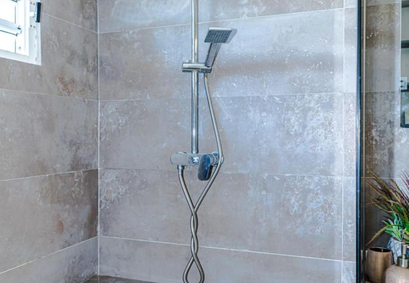 Villa in Schoelcher - Maison Sunny à Schoelcher Ref M308