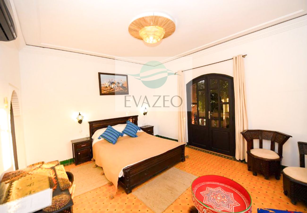 Rent by room in Marrakech Medina  - CH SINGLE TARGAFIT MAR004F