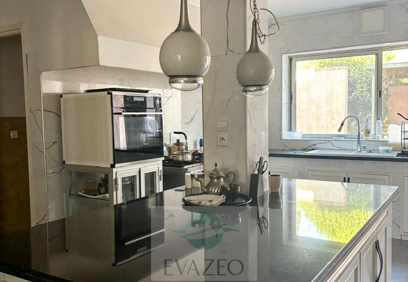 Villa in Marrakech Alentours - VILLA OUSSOUD MAR0011F