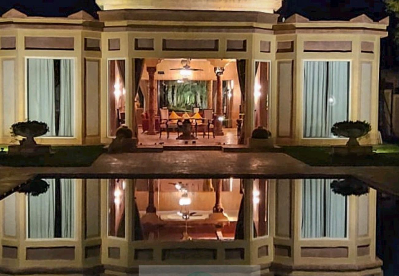 Villa in Marrakech Alentours - VILLA OUSSOUD MAR0011F