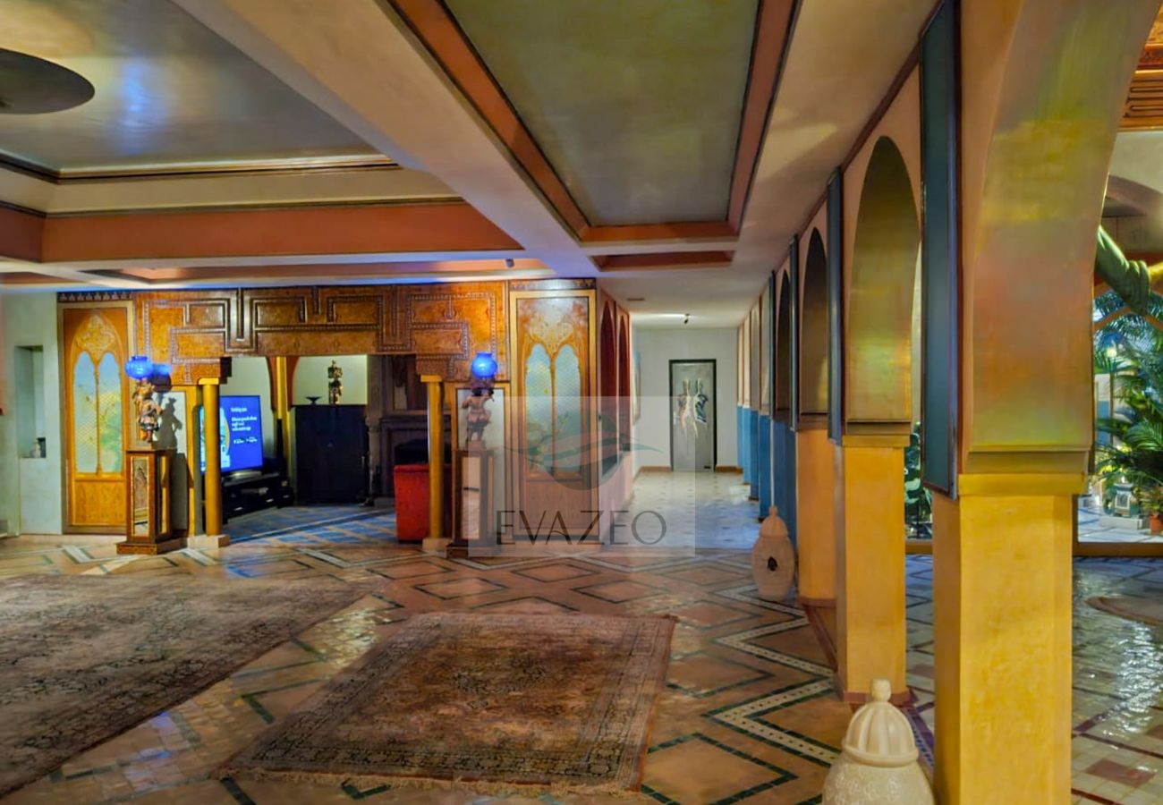 Villa in Marrakech Alentours - VILLA OUSSOUD MAR0011F