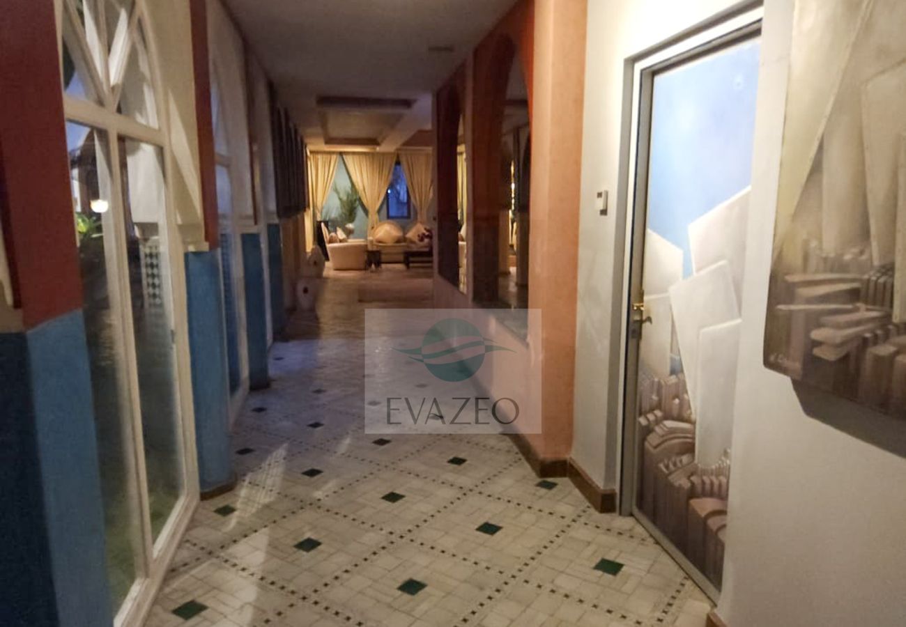 Villa in Marrakech Alentours - VILLA OUSSOUD MAR0011F