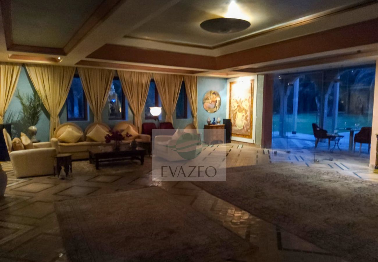 Villa in Marrakech Alentours - VILLA OUSSOUD MAR0011F