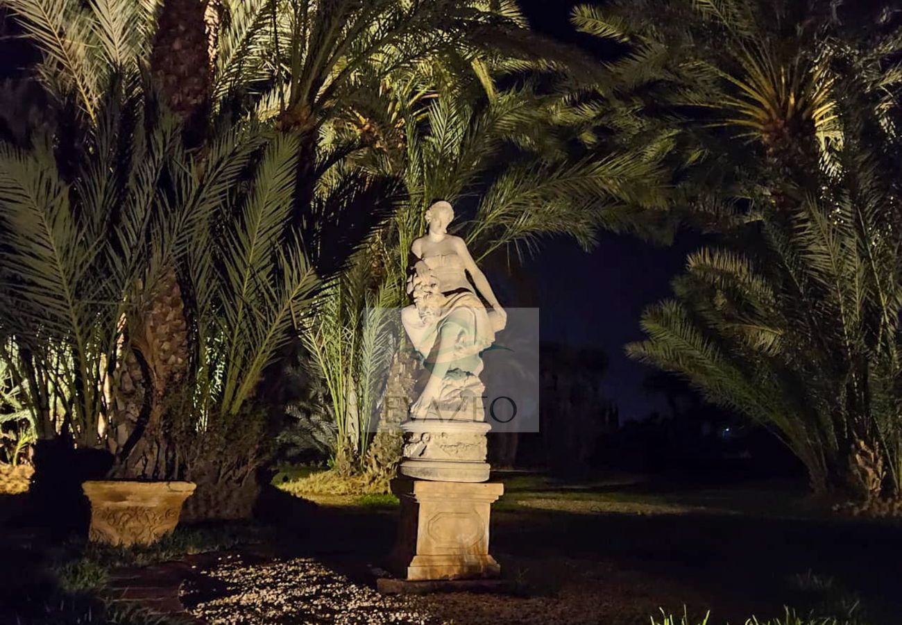 Villa in Marrakech Alentours - VILLA OUSSOUD MAR0011F