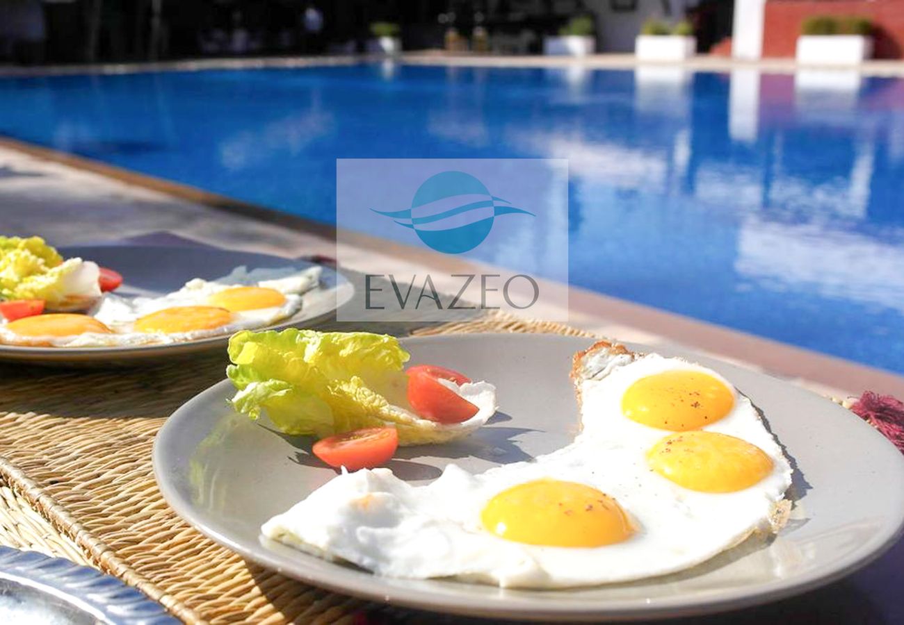 Rent by room in Marrakech Alentours - SUITE 4 PAX TARGAFIT MAR0044F