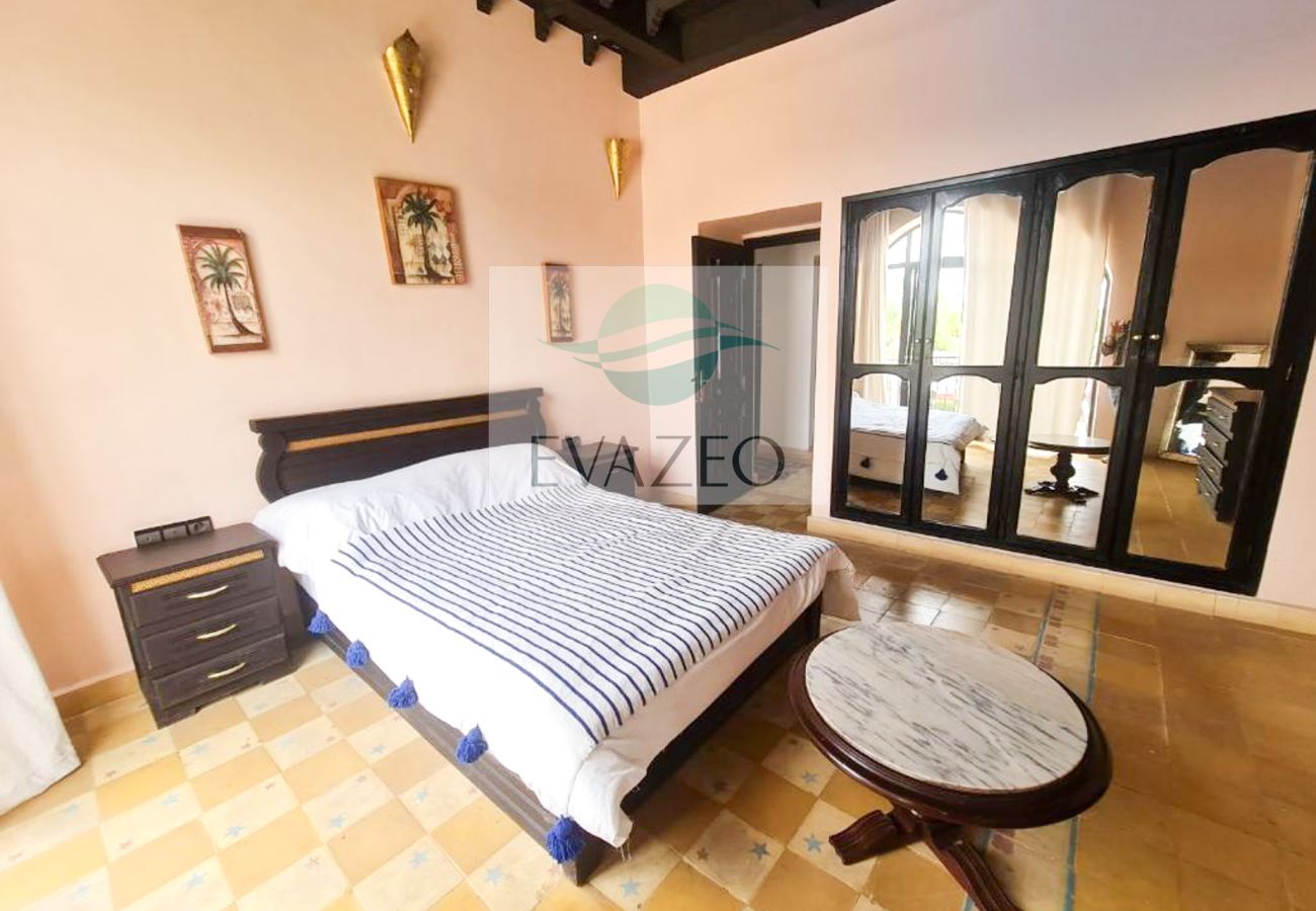 Rent by room in Marrakech Alentours - SUITE 4 PAX TARGAFIT MAR0044F