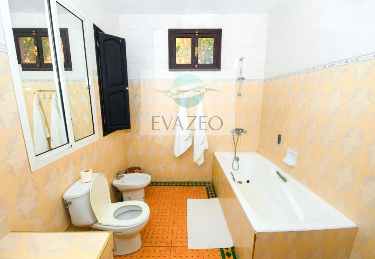 Apartment in Marrakech Alentours - APPT 4 PAX TARGAFIT MAR0048F