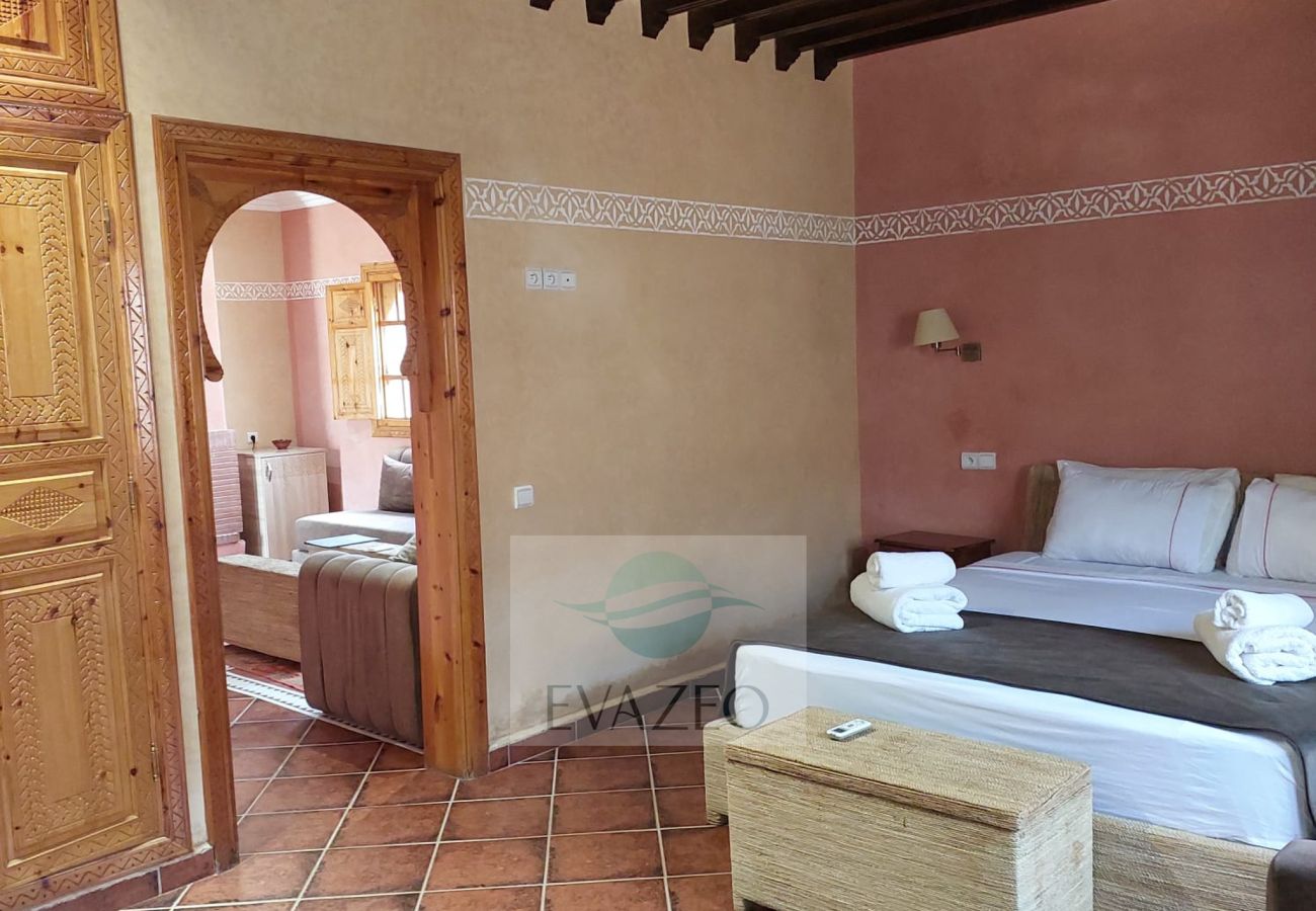 Rent by room in Marrakech Alentours - SUITE CHEZ MAMOUCHTHKA MAR0046F