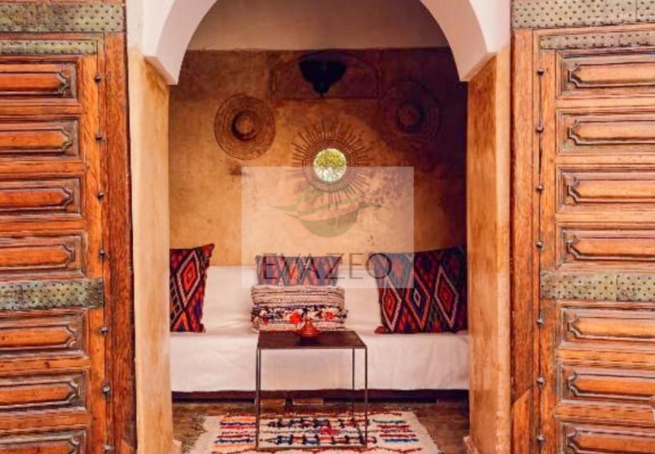 Rent by room in Marrakech - CH QUADRUPLE Riad Sidi Radoine MAR0052F