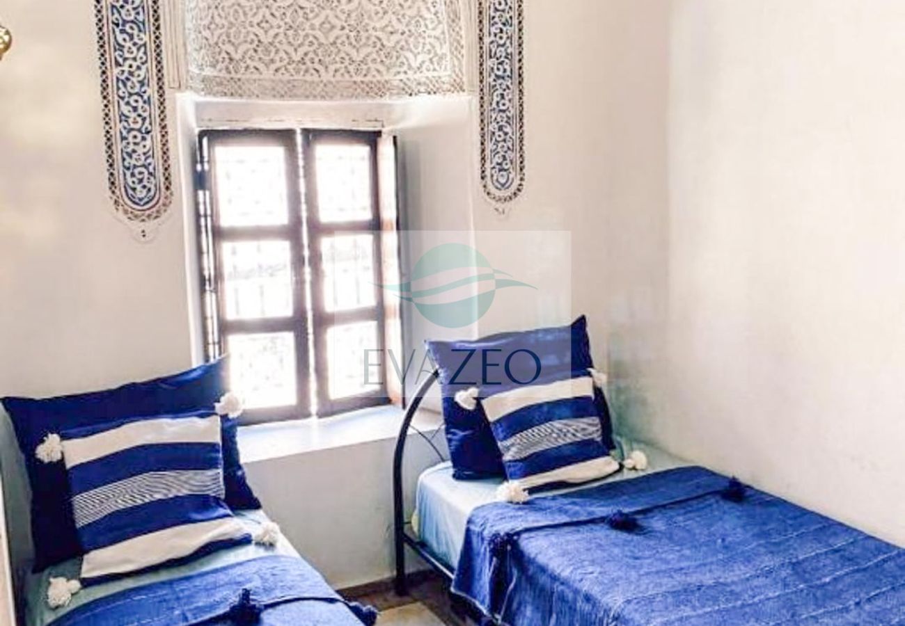 Rent by room in Marrakech - CH QUADRUPLE Riad Sidi Radoine MAR0052F