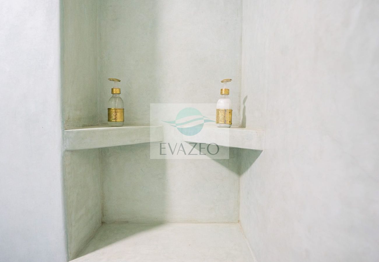 Rent by room in Marrakech - CH TRIPLE RIAD ORAZUR MAR0057F