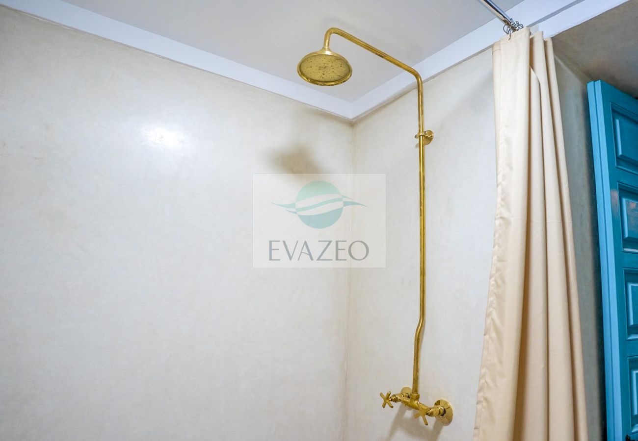 Rent by room in Marrakech - CH TRIPLE RIAD ORAZUR MAR0057F