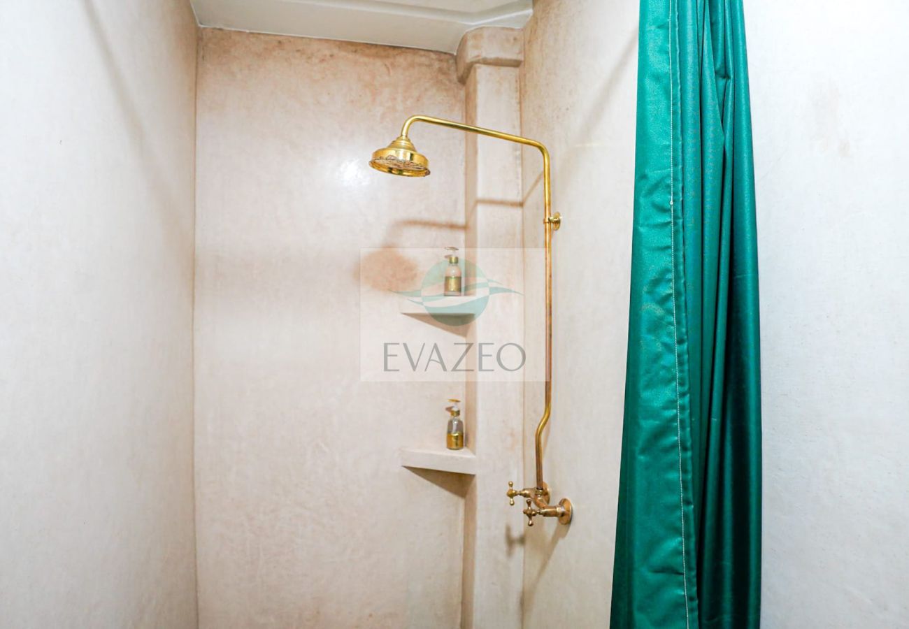 Rent by room in Marrakech - CH TRIPLE RIAD ORAZUR MAR0057F