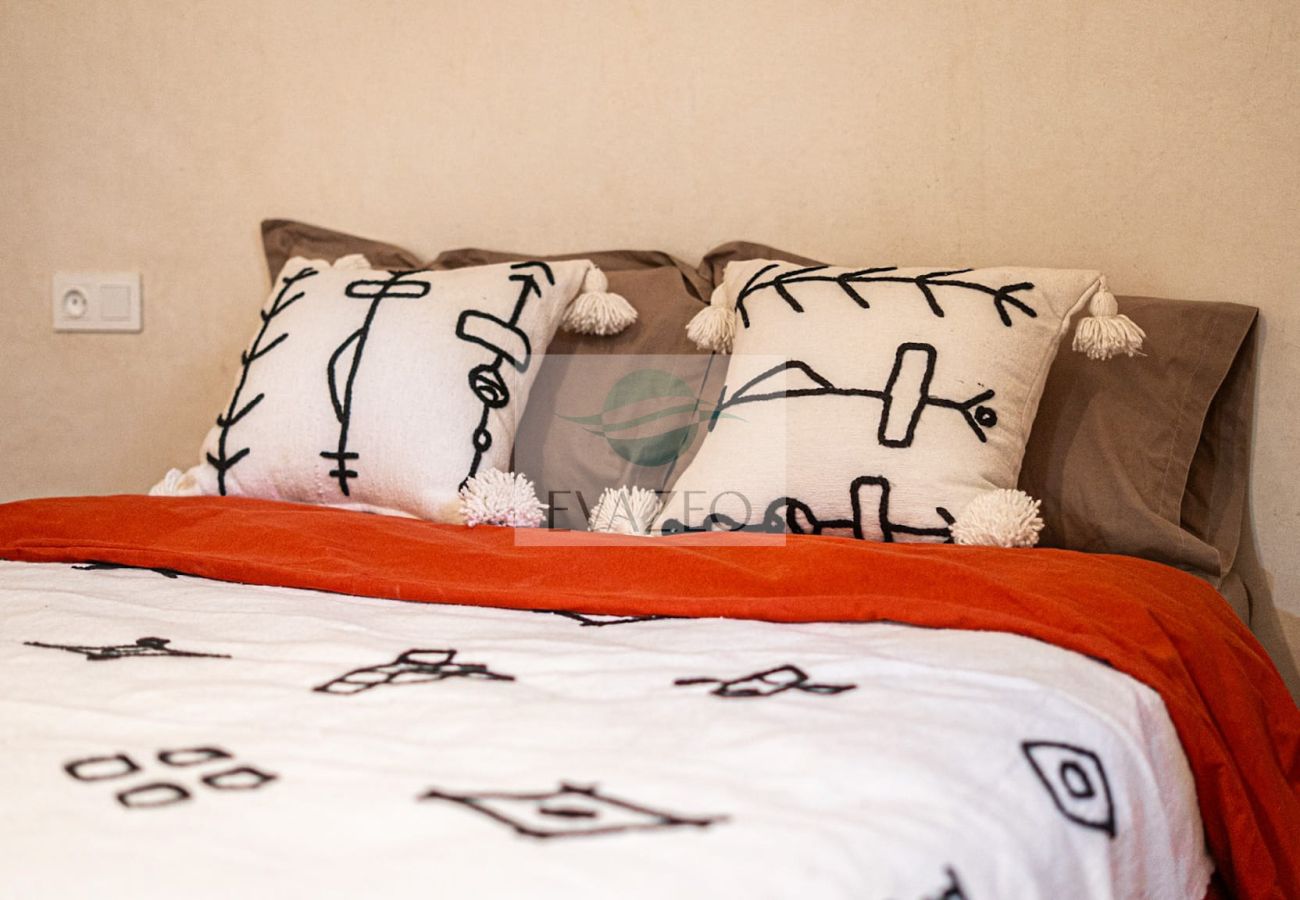 Rent by room in Marrakech - CH TRIPLE RIAD ORAZUR MAR0057F