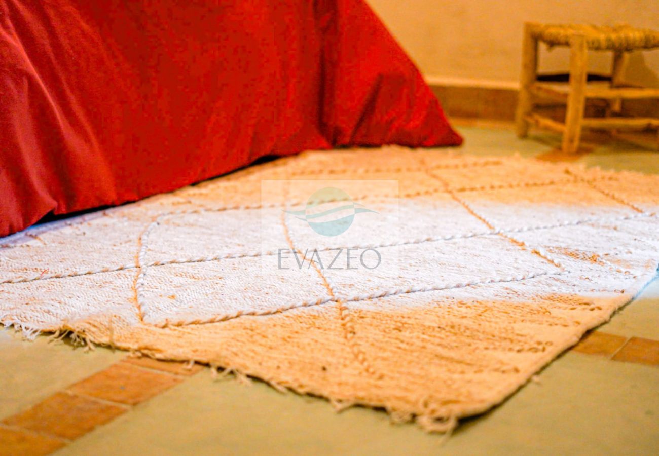 Rent by room in Marrakech - CH TRIPLE RIAD ORAZUR MAR0057F