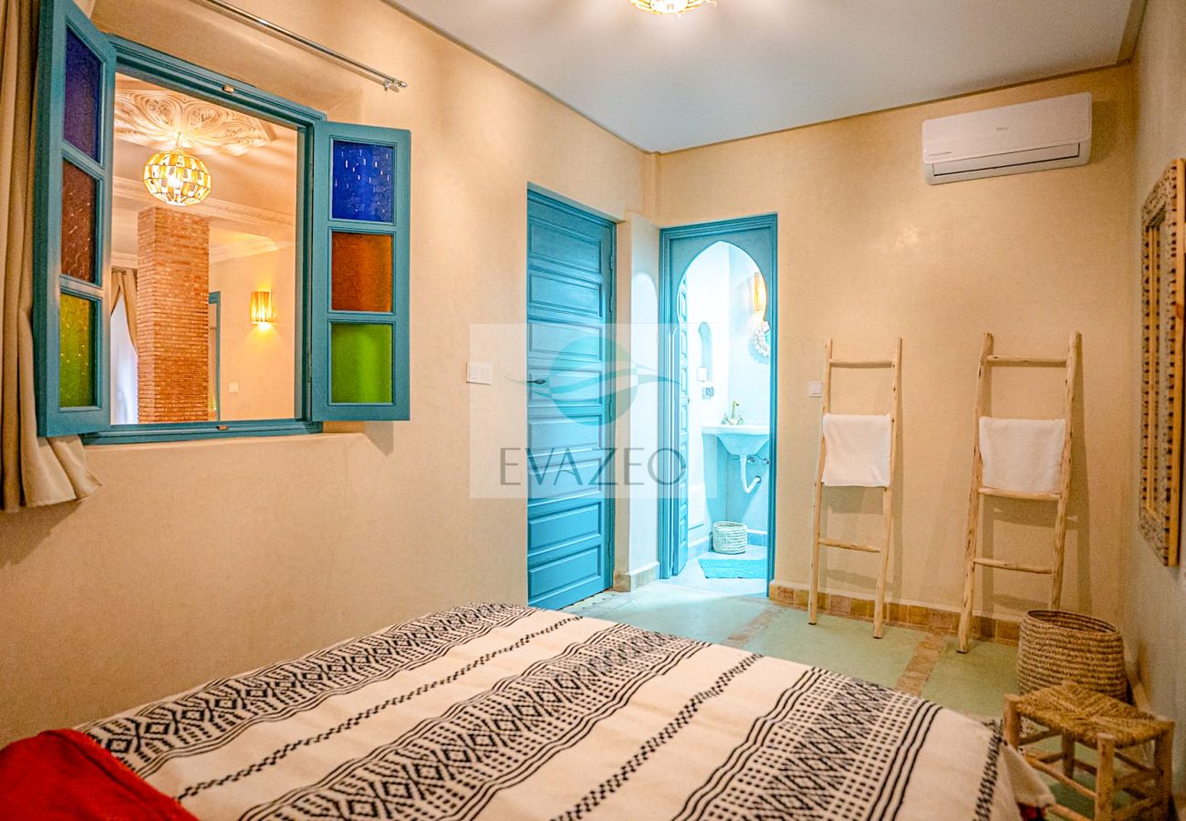 Rent by room in Marrakech - CH TRIPLE RIAD ORAZUR MAR0057F