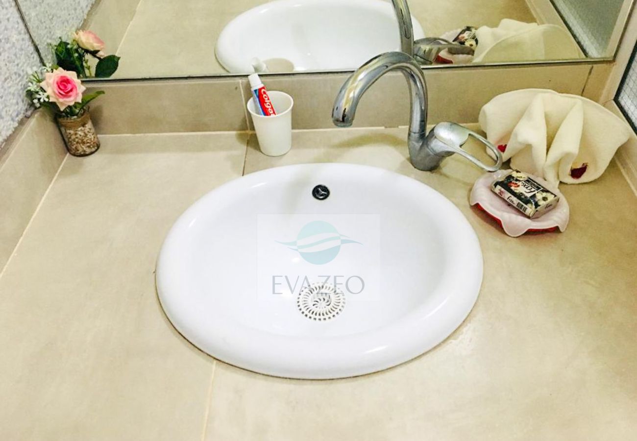 Rent by room in Marrakech Alentours - CH SINGLE RIAD NASMA MAR0013F