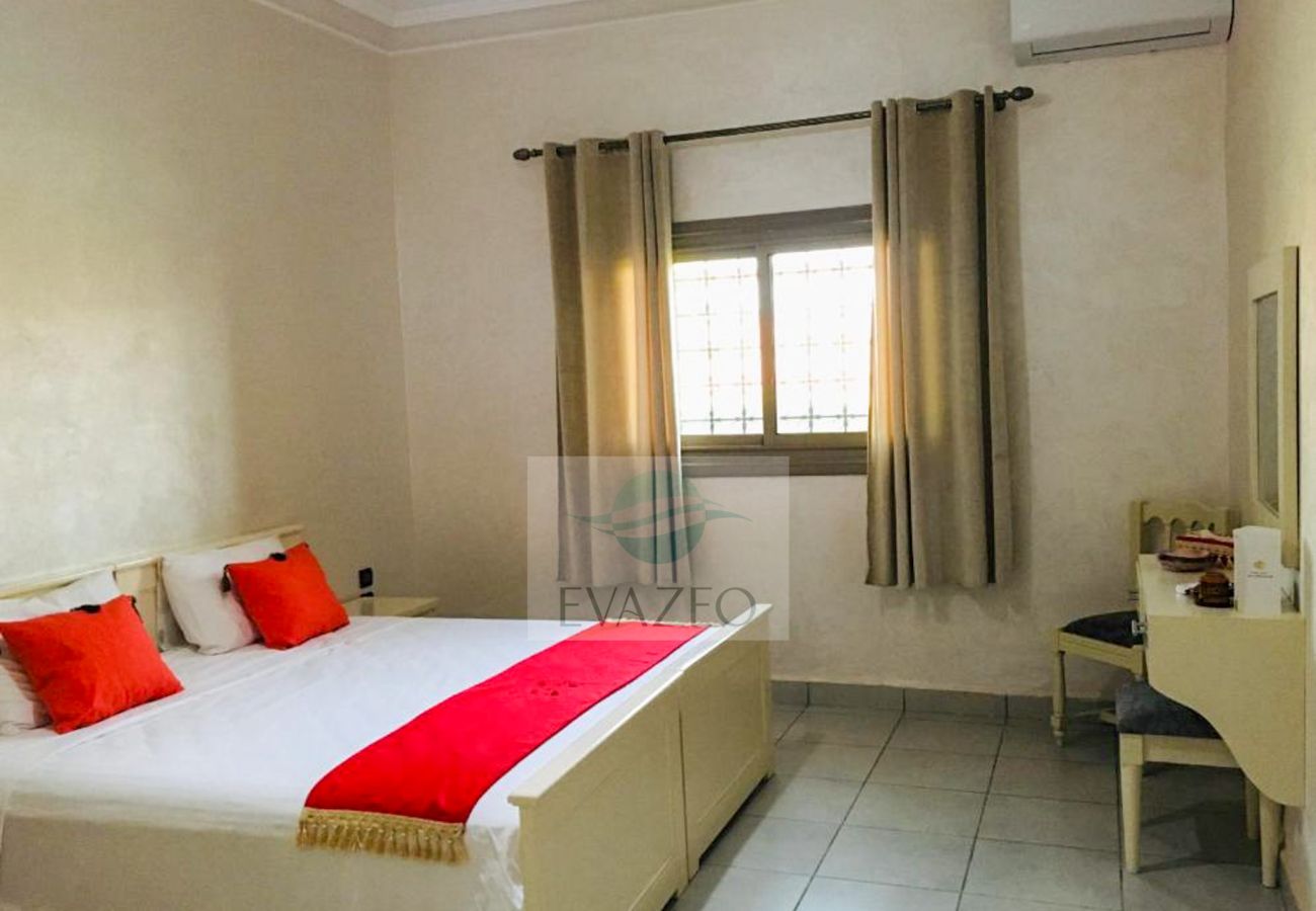 Rent by room in Marrakech Alentours - SUITE SENIOR RIAD NASMA MAR0016F