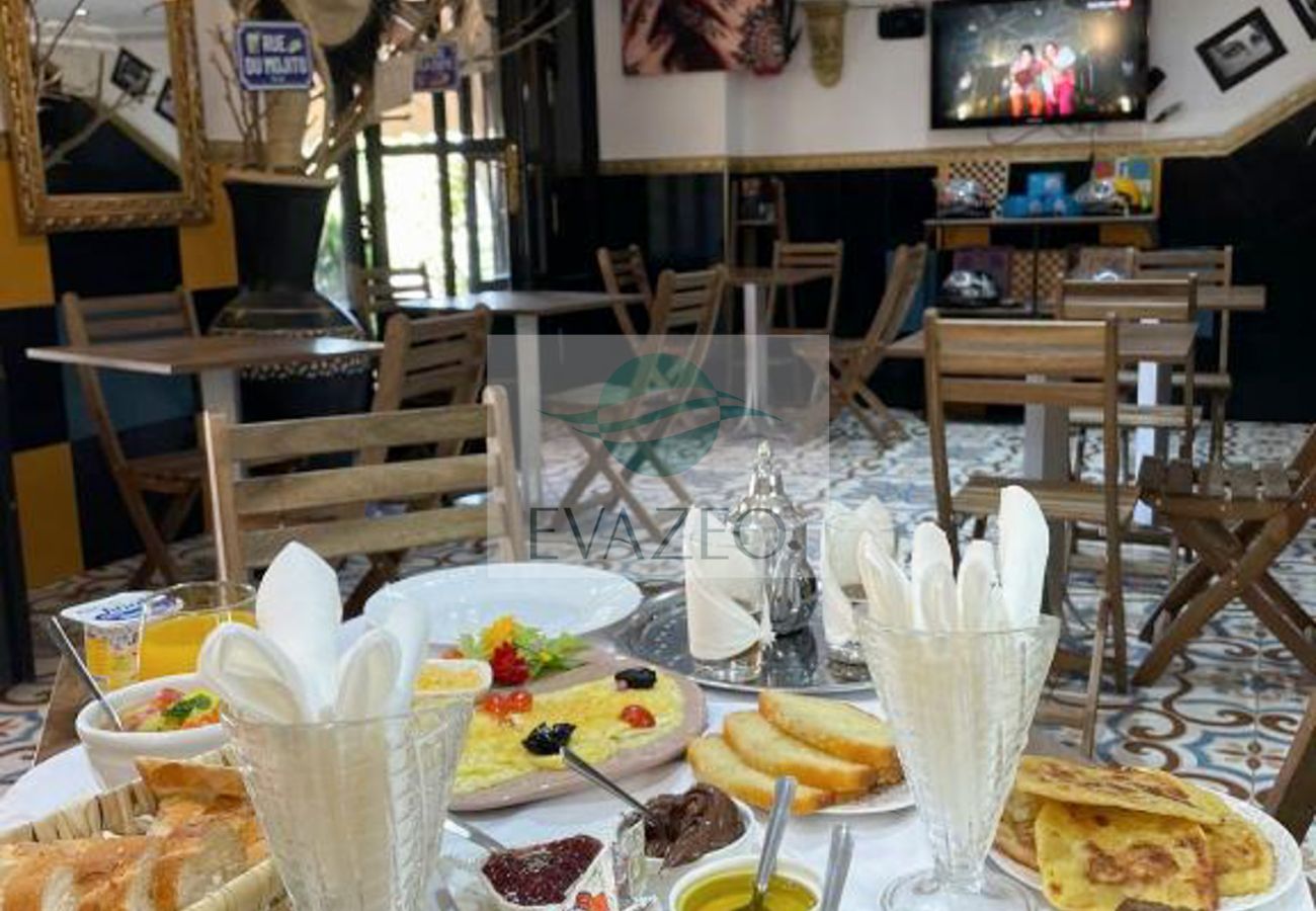 Rent by room in Marrakech - SUITE KING DOUBLE RIAD SOIR DE MARRAKECH MAR0064F