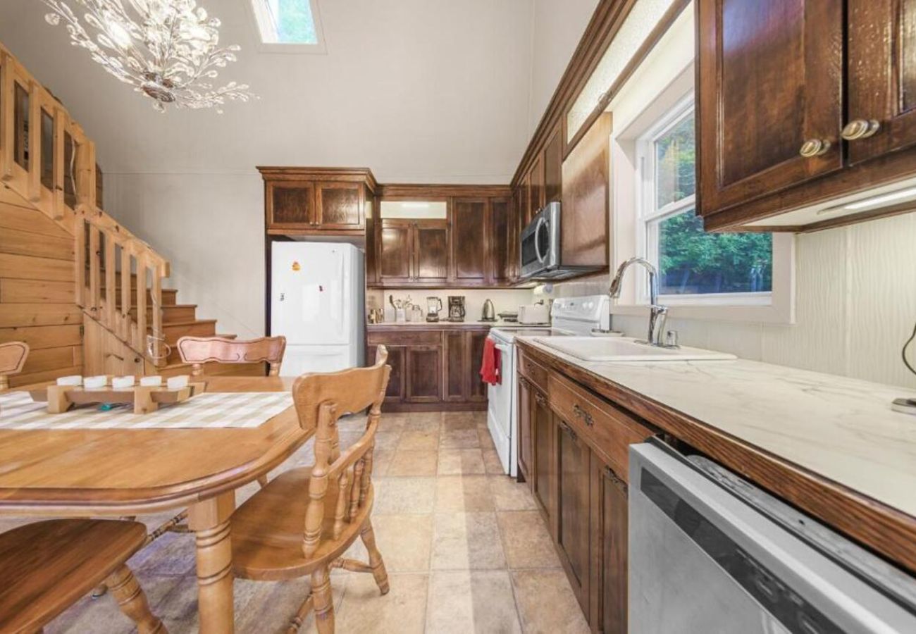 House in Laval - CAN016 : Le Repaire du Fleuve