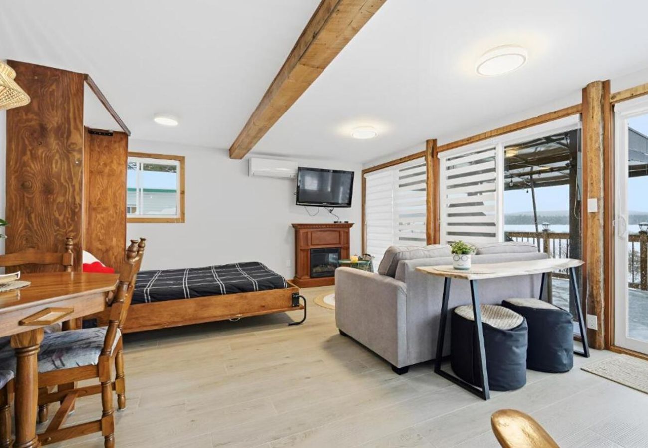 House in Saint-Sixte - CAN021 : Le 232 sur le lac