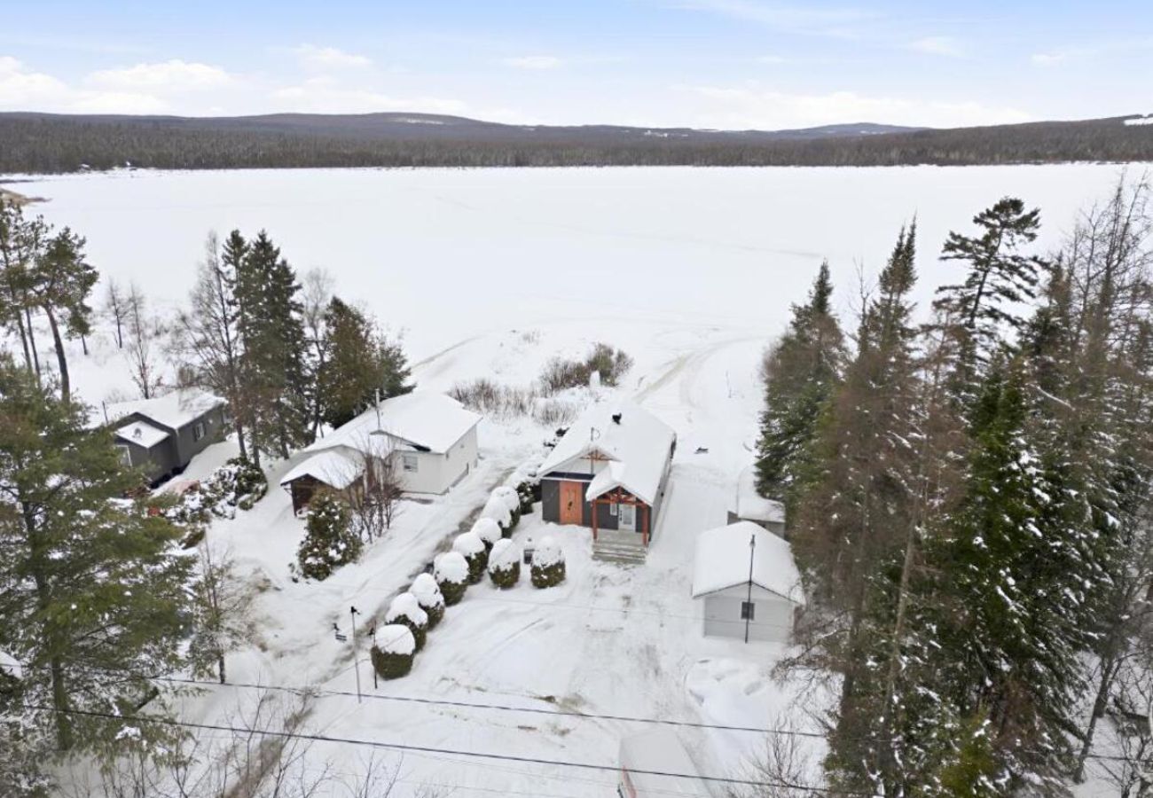 House in Saint-Sixte - CAN021 : Le 232 sur le lac