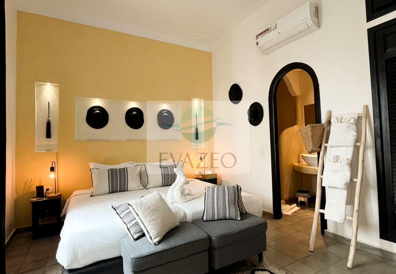 Rent by room in Marrakech - CH DOUBLE SUP RIAD COME & VA MAR0068F
