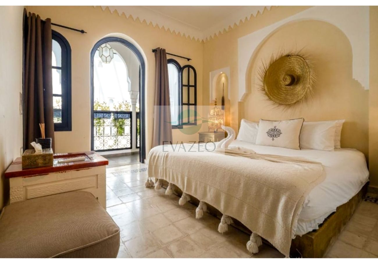 Rent by room in Marrakech - CH DOUBLE SUP RIAD COME & VA MAR0068F