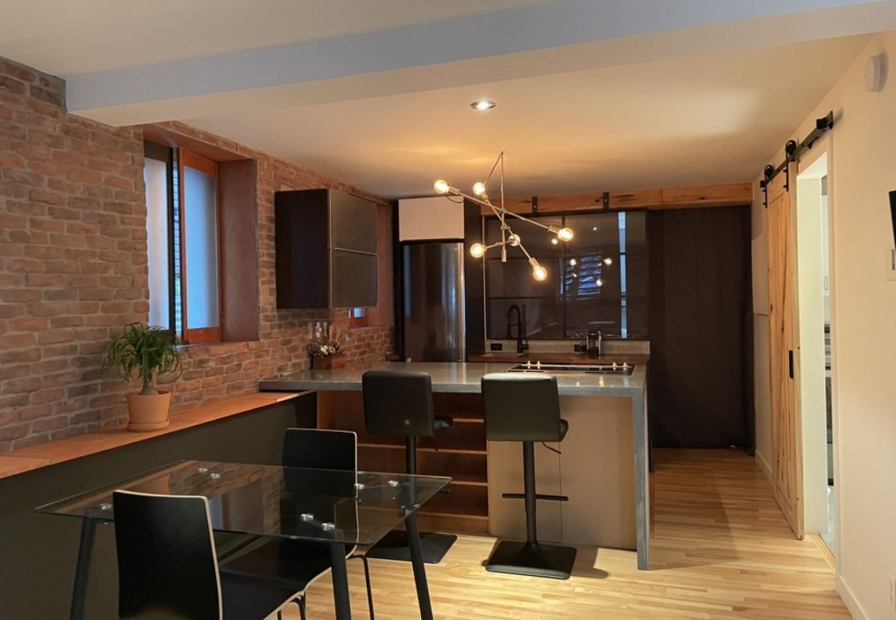 Apartment in L'Assomption - CAN025 : L'escargot